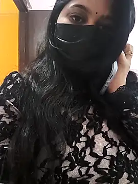 Snapshot of Cute_Avni99 chatting on November 25, 2025, 6:14 am Cute Avni99 online show from November 25, 2025, 6:14 am