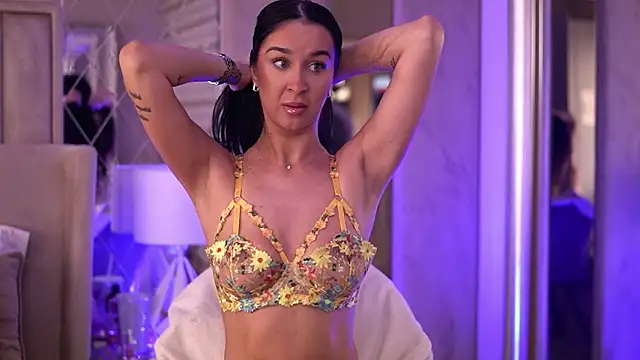 Snapshot of FrancescaDante chatting on March 13, 2026, 6:51 am FrancescaDante online show from March 13, 2026, 6:51 am