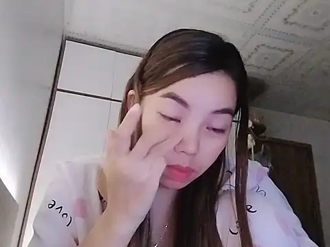 Snapshot of Bree039 chatting on October 27, 2025, 1:23 pm Bree039 online show from October 27, 2025, 1:23 pm