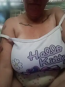 Snapshot of SinisterBabe chatting on July 7, 2026, 1:14 pm SinisterBabe online show from July 7, 2026, 1:14 pm