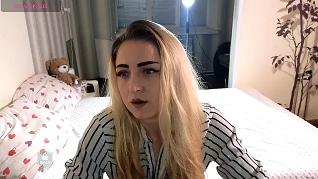 Snapshot of space_danger chatting on April 15, 2026, 4:11 pm space danger online show from April 15, 2026, 4:11 pm