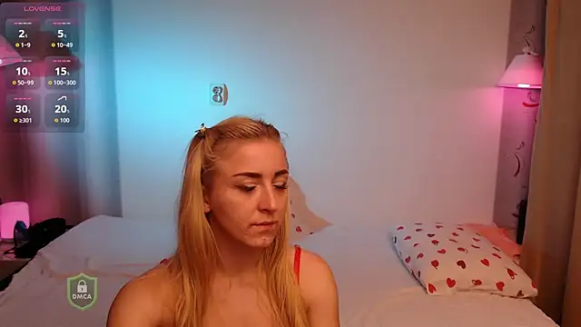 Snapshot of space_danger chatting on November 18, 2025, 5:16 pm space danger online show from November 18, 2025, 5:16 pm