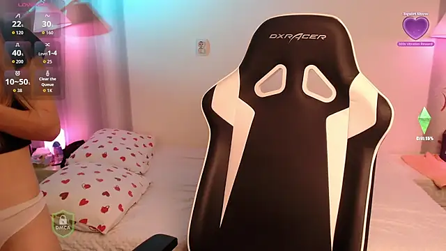 Snapshot of space_danger chatting on November 8, 2025, 8:07 am space danger online show from November 8, 2025, 8:07 am