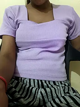 Snapshot of Alia-00 chatting on September 21, 2025, 4:06 am Alia-00 online show from September 21, 2025, 4:06 am