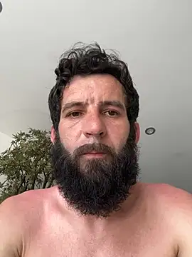 Snapshot of Michel_huge chatting on May 26, 2026, 4:38 pm Michel huge online show from May 26, 2026, 4:38 pm