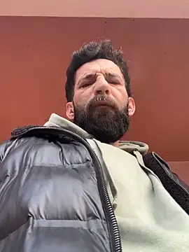 Snapshot of Michel_huge chatting on February 24, 2026, 6:03 am Michel huge online show from February 24, 2026, 6:03 am