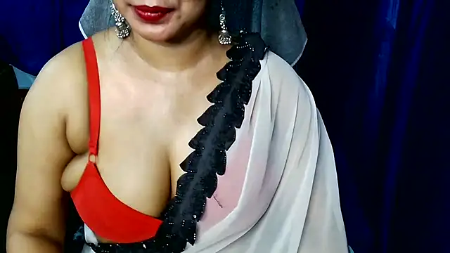 Snapshot of QUEEN_SAKHI- chatting on March 7, 2026, 7:08 pm QUEEN SAKHI- online show from March 7, 2026, 7:08 pm