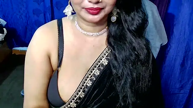 Snapshot of QUEEN_SAKHI- chatting on March 31, 2026, 7:10 am QUEEN SAKHI- online show from March 31, 2026, 7:10 am
