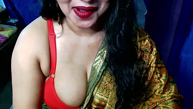 Snapshot of QUEEN_SAKHI- chatting on March 29, 2026, 12:40 pm QUEEN SAKHI- online show from March 29, 2026, 12:40 pm