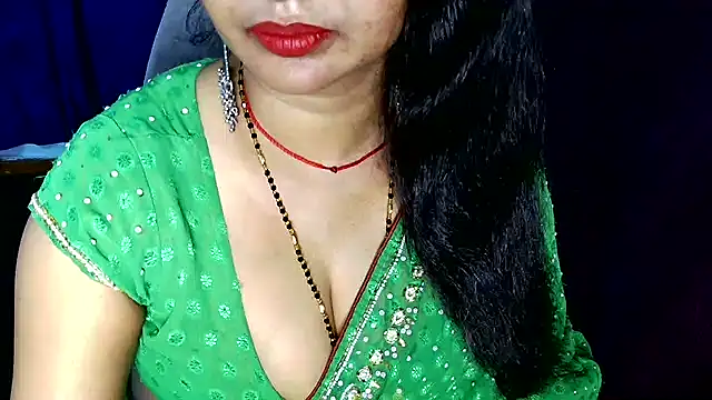 QUEEN SAKHI- online show from June 3, 2026, 1:50 am