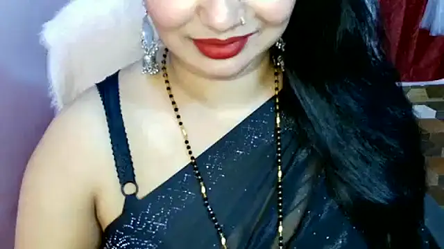 Snapshot of QUEEN_SAKHI- chatting on February 26, 2026, 3:01 pm QUEEN SAKHI- online show from February 26, 2026, 3:01 pm
