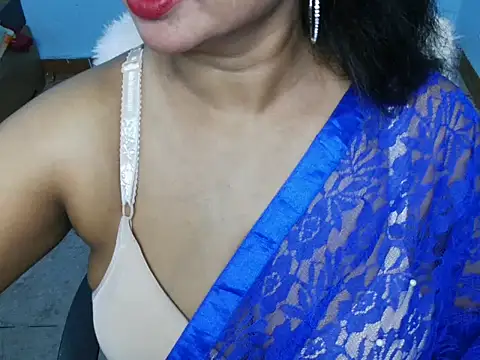 Snapshot of QUEEN_SAKHI- chatting on February 1, 2026, 11:30 am QUEEN SAKHI- online show from February 1, 2026, 11:30 am