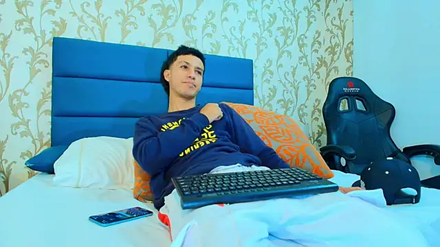 Marcus Jeron online show from October 16, 2025, 2:31 am