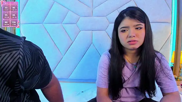 EmilyANDrew  online show from September 9, 2025, 4:44 am