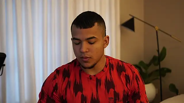 Thiago Valente online show from September 30, 2025, 2:34 pm