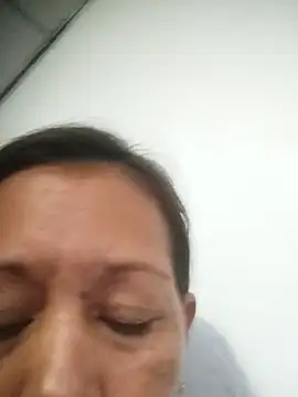 marinita13 online show from November 6, 2025, 1:31 am