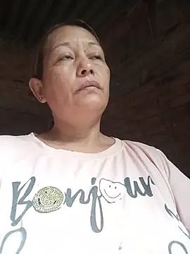 Snapshot of marinita13 chatting on May 14, 2026, 12:13 pm marinita13 online show from May 14, 2026, 12:13 pm