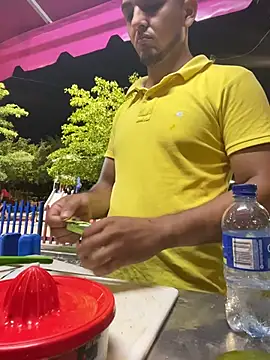 Alejand276765 online show from October 13, 2025, 11:16 pm