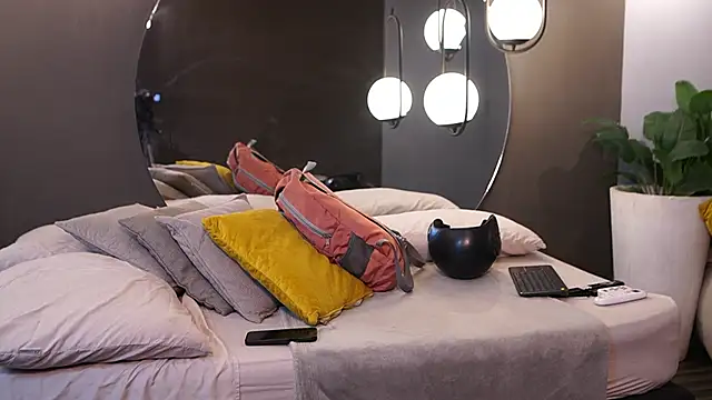 Ariaa Isabell online show from February 20, 2026, 6:21 pm