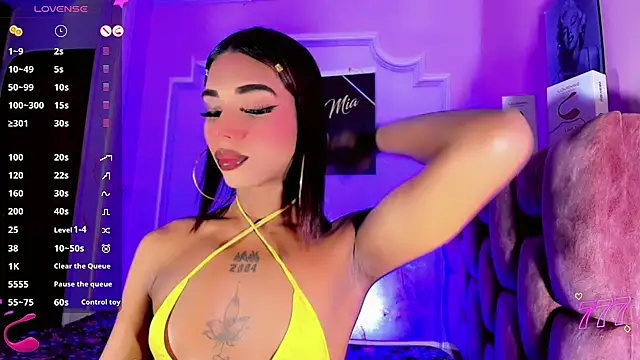 Snapshot of LADY-HOT-SEXY- chatting on June 27, 2026, 10:05 pm LADY-HOT-SEXY- online show from June 27, 2026, 10:05 pm