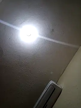 Snapshot of Theredcorazon chatting on December 19, 2025, 2:15 am Theredcorazon online show from December 19, 2025, 2:15 am