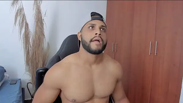 Pier Simons online show from April 4, 2026, 7:20 pm