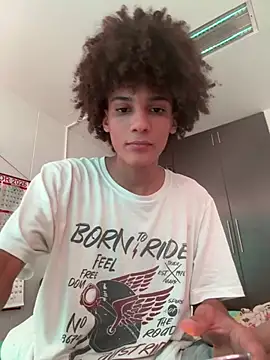 Max Rain online show from April 3, 2026, 6:25 pm