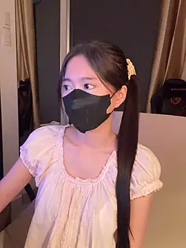 Snapshot of _Meimeibaby_ chatting on April 8, 2026, 10:28 am Meimeibaby online show from April 8, 2026, 10:28 am