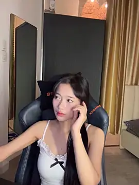 Snapshot of _Meimeibaby_ chatting on December 1, 2025, 12:17 pm Meimeibaby online show from December 1, 2025, 12:17 pm