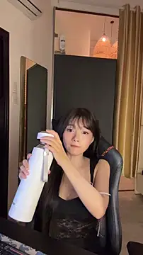  Meimeibaby  online show from November 21, 2025, 9:41 am