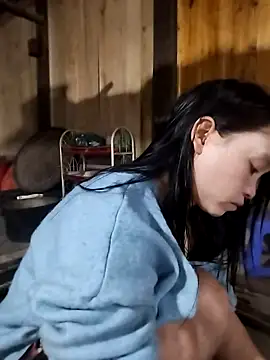 Tiyir597 online show from December 19, 2025, 2:48 am