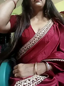 Snapshot of Bhanu-Sharma chatting on April 10, 2026, 1:40 pm Bhanu-Sharma online show from April 10, 2026, 1:40 pm