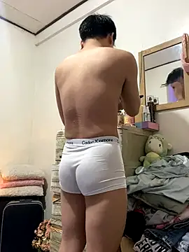 Snapshot of JerichoGutierez chatting on October 13, 2025, 9:55 am JerichoGutierez online show from October 13, 2025, 9:55 am