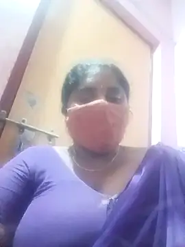 Jessi 25 online show from January 6, 2026, 6:56 pm