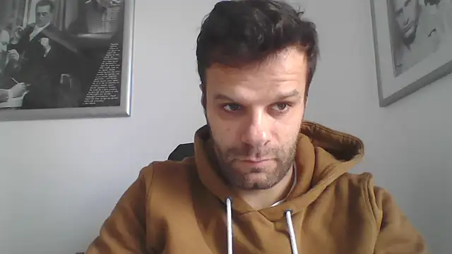 Snapshot of FROCETTO93 chatting on November 21, 2025, 7:29 am FROCETTO93 online show from November 21, 2025, 7:29 am