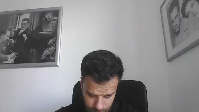 Snapshot of FROCETTO93 chatting on September 26, 2025, 2:24 pm FROCETTO93 online show from September 26, 2025, 2:24 pm