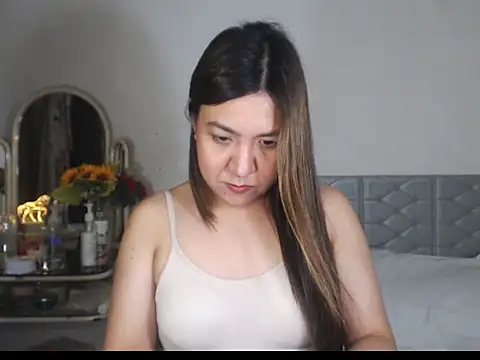 Snapshot of stellahugeX chatting on January 11, 2026, 4:58 pm stellahugeX online show from January 11, 2026, 4:58 pm