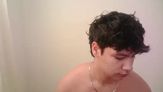 Snapshot of zeus_181 chatting on January 8, 2026, 1:28 pm zeus 181 online show from January 8, 2026, 1:28 pm