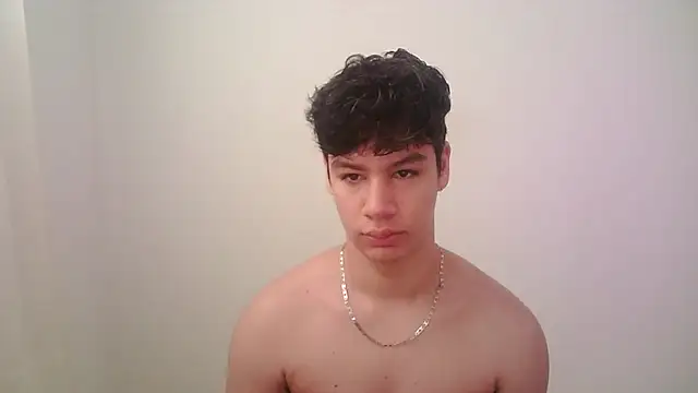 Snapshot of zeus_181 chatting on January 6, 2026, 2:43 pm zeus 181 online show from January 6, 2026, 2:43 pm