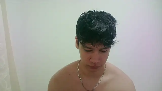 Snapshot of zeus_181 chatting on March 7, 2026, 10:43 am zeus 181 online show from March 7, 2026, 10:43 am