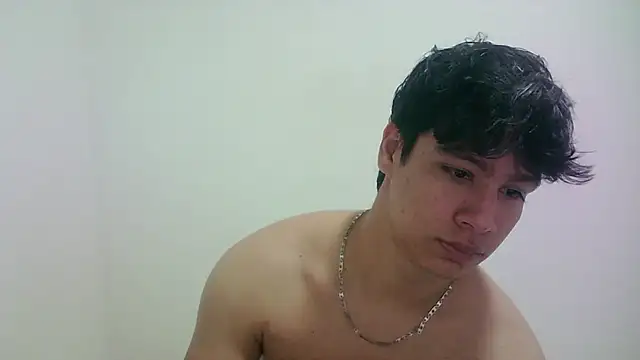 Snapshot of zeus_181 chatting on March 19, 2026, 12:10 am zeus 181 online show from March 19, 2026, 12:10 am