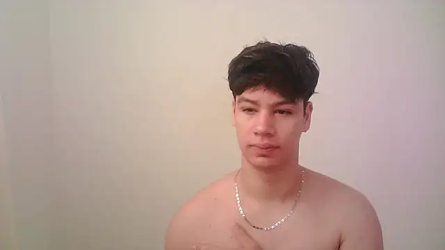 Snapshot of zeus_181 chatting on April 21, 2026, 1:17 pm zeus 181 online show from April 21, 2026, 1:17 pm