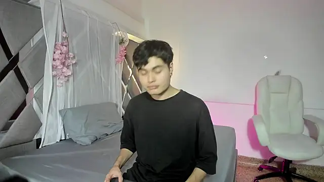 Snapshot of Molly_sweetlove chatting on November 7, 2025, 6:23 pm Molly sweetlove online show from November 7, 2025, 6:23 pm