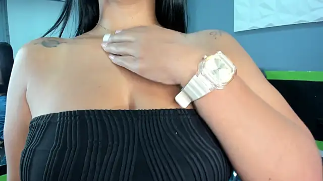 SailonTeen online show from October 24, 2025, 2:38 pm