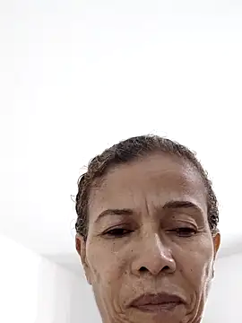 Snapshot of Merybeks chatting on November 4, 2025, 10:41 am Merybeks online show from November 4, 2025, 10:41 am