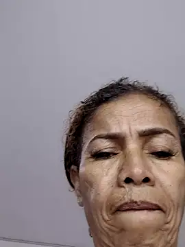 Snapshot of Merybeks chatting on December 5, 2025, 10:03 am Merybeks online show from December 5, 2025, 10:03 am