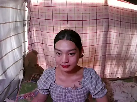 asian janella online show from June 4, 2026, 4:06 am
