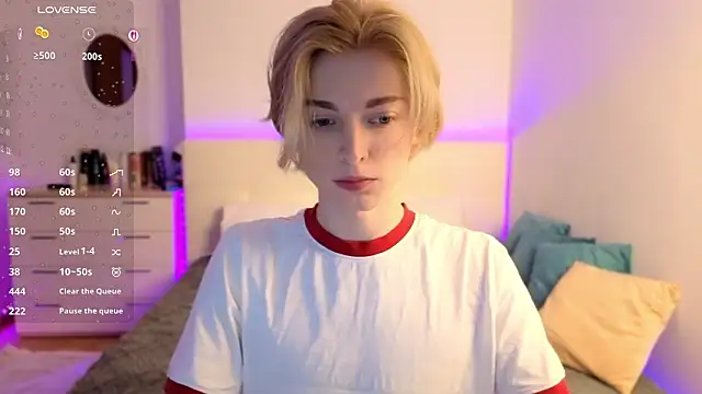 fiachand online show from February 25, 2026, 3:23 pm