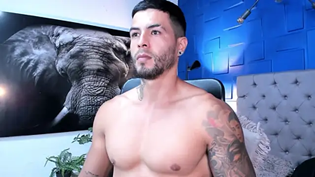 andres-clark92 online show from November 26, 2025, 5:57 pm