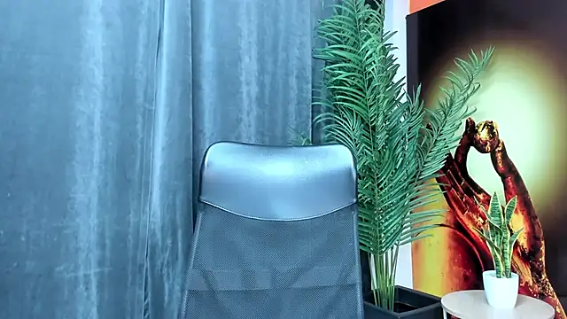 andres-clark92 online show from February 22, 2026, 5:25 pm